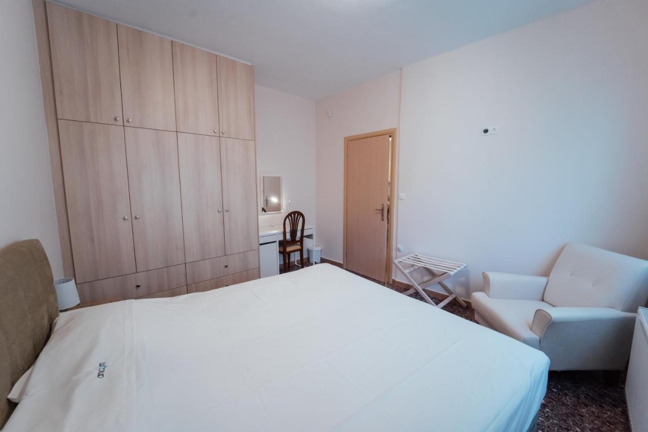 Luxury Apartment In Plaka - Acropolis Aten Exteriör bild
