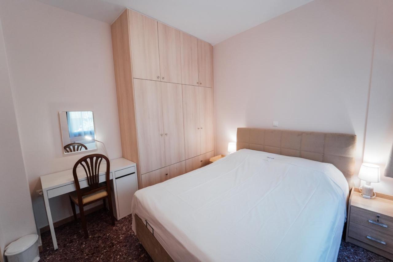 Luxury Apartment In Plaka - Acropolis Aten Exteriör bild